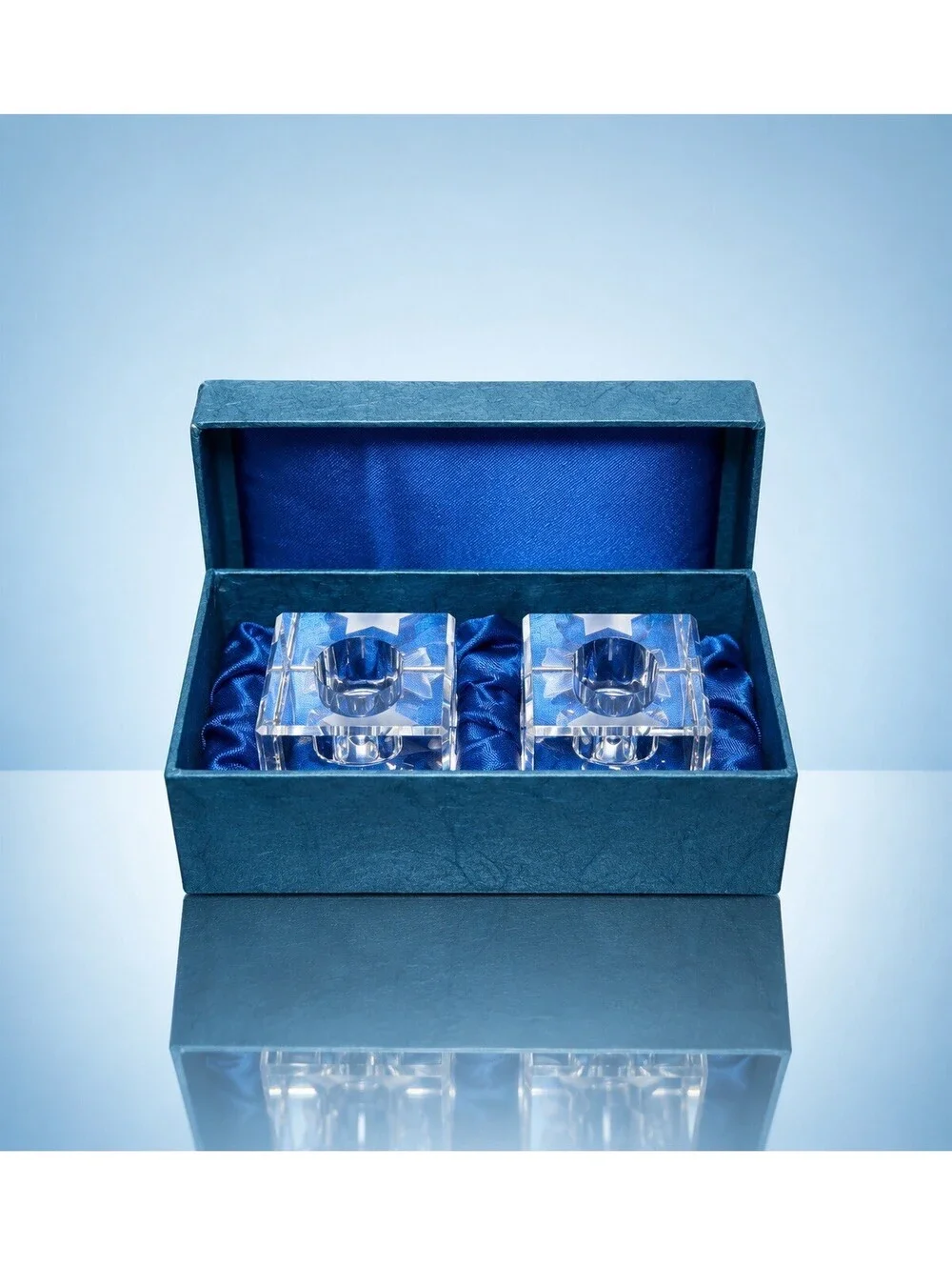 NIB 2000s 2 Crystal Cube Star Of David Shabbat Tealight Candle Holders, 1.5”